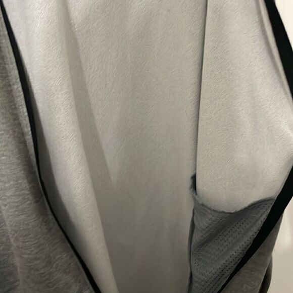 Under Armour full zip jacket - Picture 8 of 8